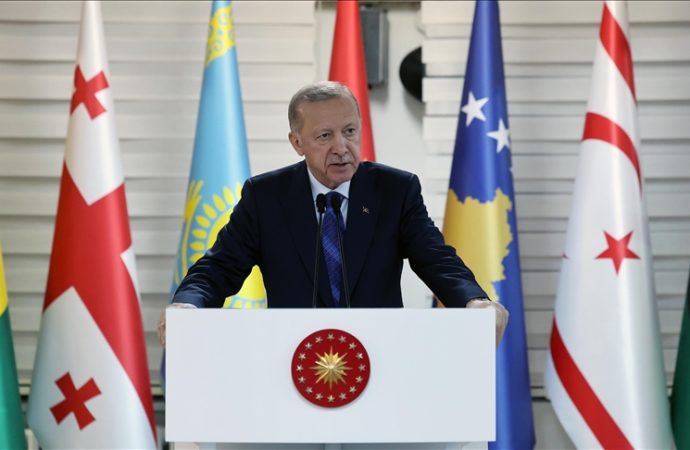 Erdoğan: Siyonist rejim, masumların kanından beslenen terör devleti olduğunu bir kez daha gösterdi