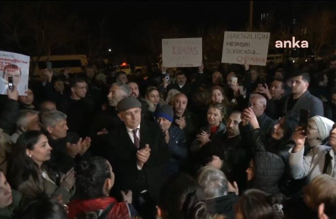 CHP’den YÖK önünde ‘diploma’ protestosu!