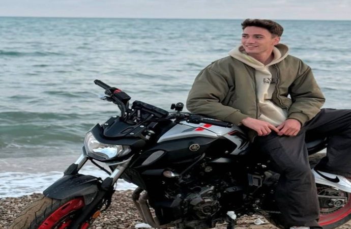 Babasıyla aynı kaderi paylaştı, 21 yaşındaki Berkay da motosiklet kazasında öldü