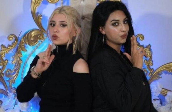 ‘Dombra’ kasvetini dağıtan İzmirli Deniz ve Elmas, Hıdrellez gecesi neden viral oldu?