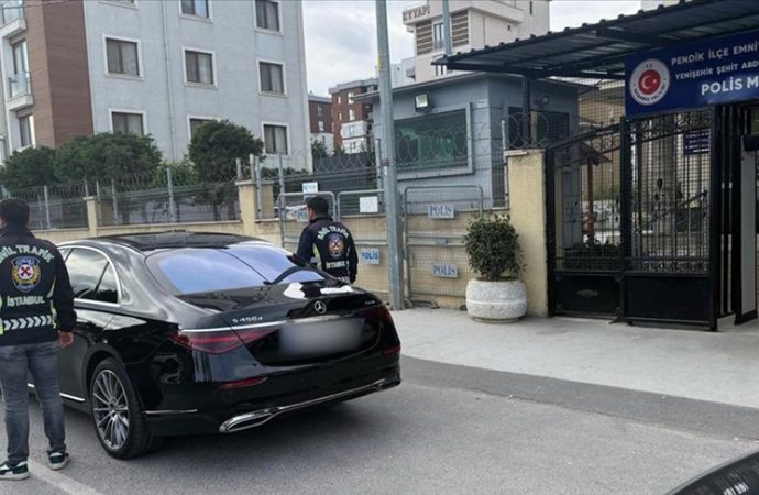Menzil cemaatine tahsisli çakar iptal edildi, 155 bin lira ceza kesildi