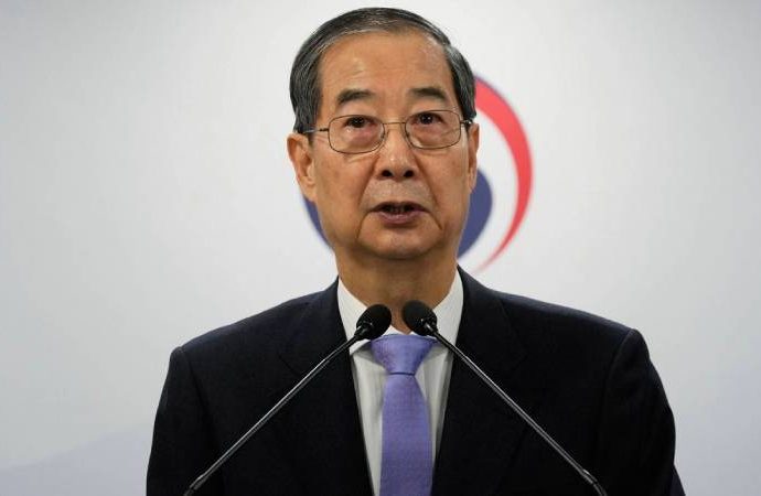 Güney Kore’de Devlet Başkanı vekili başbakan istifa etti