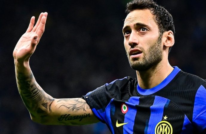 Hakan Çalhanoğlu’na mafya soruşturması, bir maç ceza