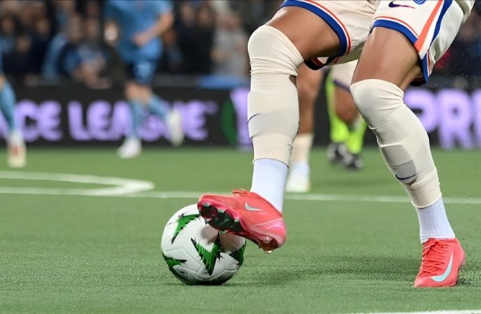 Konferans Ligi: Chelsea ve Real Betis avantajı kaptı