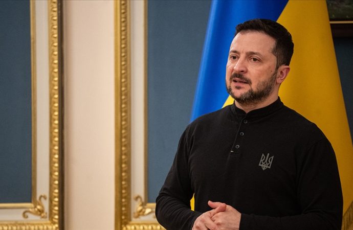 Zelenski destek arıyor: Ukrayna Devlet Başkanı Çekya’da
