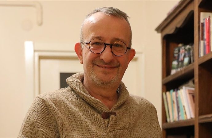 Adile Naşit’in yeğeni oyuncu Naşit Özcan vefat etti