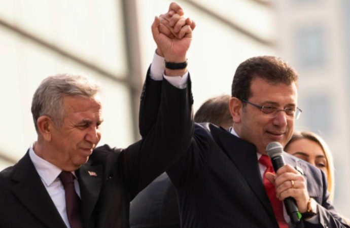 Mansur Yavaş’tan destek: X hesabını İmamoğlu’na devretti