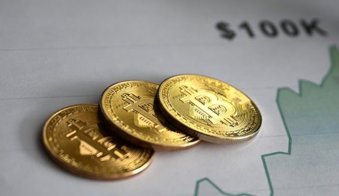 Bitcoin üç ay sonra yeniden 100 bin doları aştı