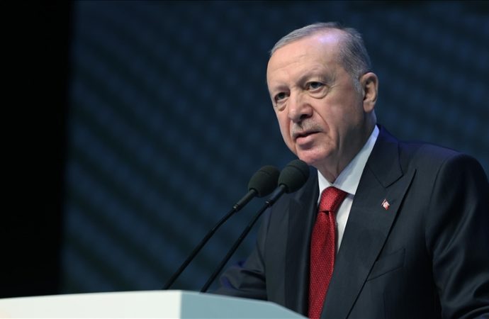 Erdoğan: Operasyon ellerinde patladı, rezervler yeniden artıyor