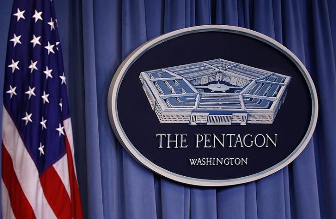 Pentagon 1000 trans askeri ordudan atıyor