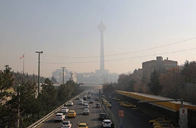 Sağlık Bakanı: İran’da her yıl yaklaşık 50 bin çocuk hava kirliliği yüzünden ölüyor