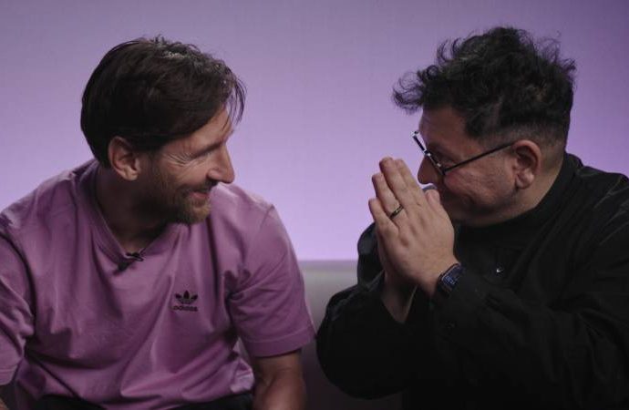 Messi en sevdiği golünü seçecek, Refik Anadol onu sanat eserine çevirecek