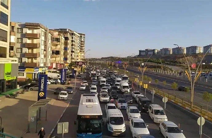 Sıcaklar Şanlıurfa’yı boşaltıyor: Nüfusun beşte biri yazın kaçıyor