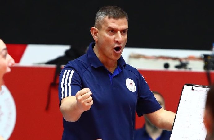 Beşiktaş Kadın Voleybolunda yeni başantrenör Lorenzo Micelli