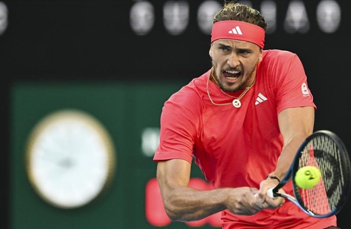 Roma Açık Tenis Turnuvası: Son şampiyon Zverev elendi