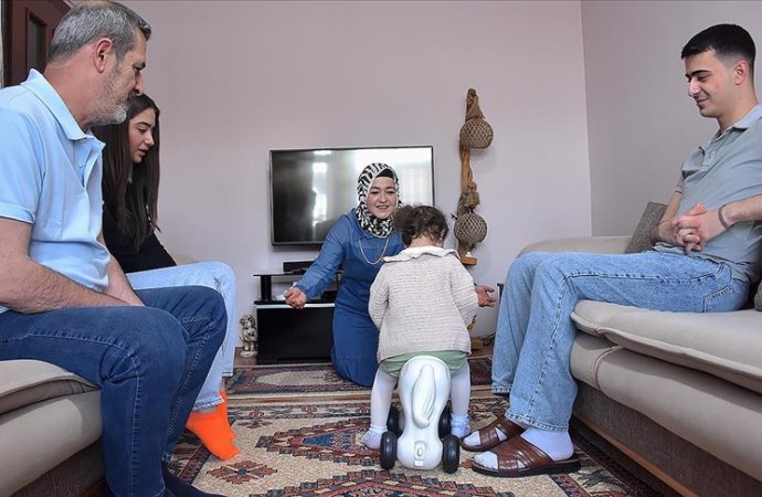 Üç çocukları vardı, deprem kurbanı dördüncüye koruyucu aile oldular