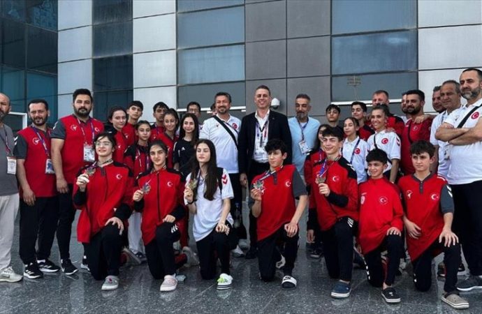 Milliler Dünya Yıldızlar Tekvando Şampiyonası’nı beş madalyayla tamamladı