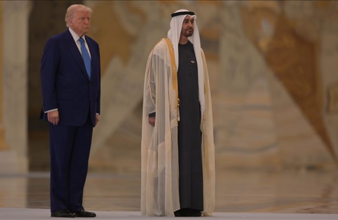 Trump, BAE’de 200 milyar dolarlık anlaşma yaptı, 1,4 trilyonluk da vaat aldı