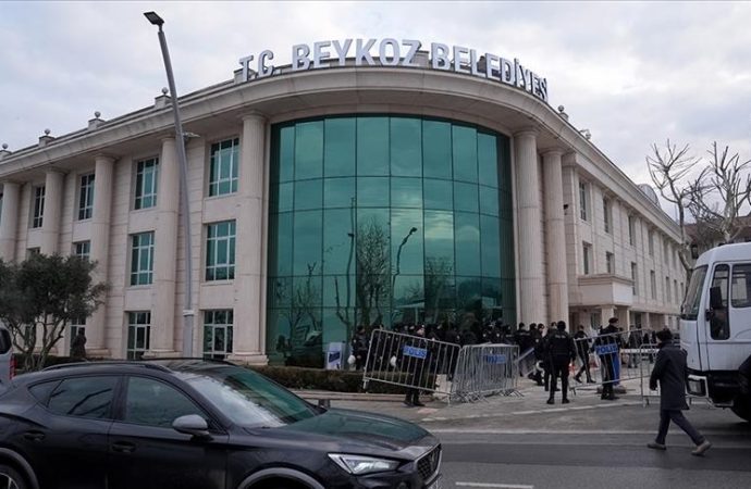 Beykoz Belediye Başkanı Alaattin Köseler ve 25 zanlı hakkında fezleke