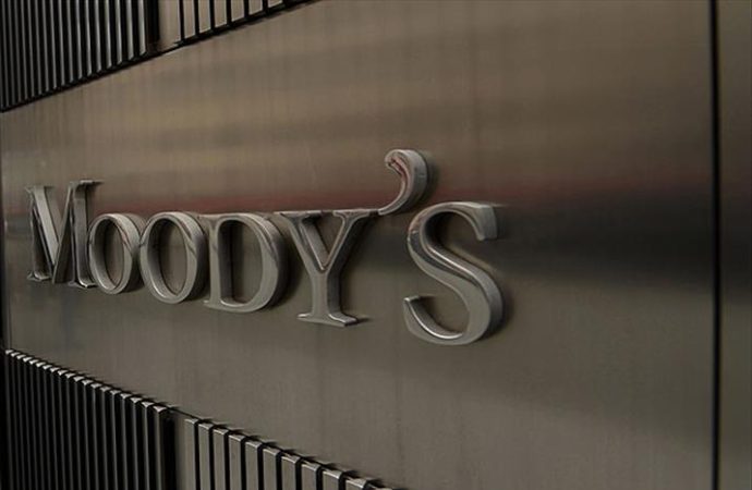 Moody’s de ABD’nin kredi notunu düşürdü