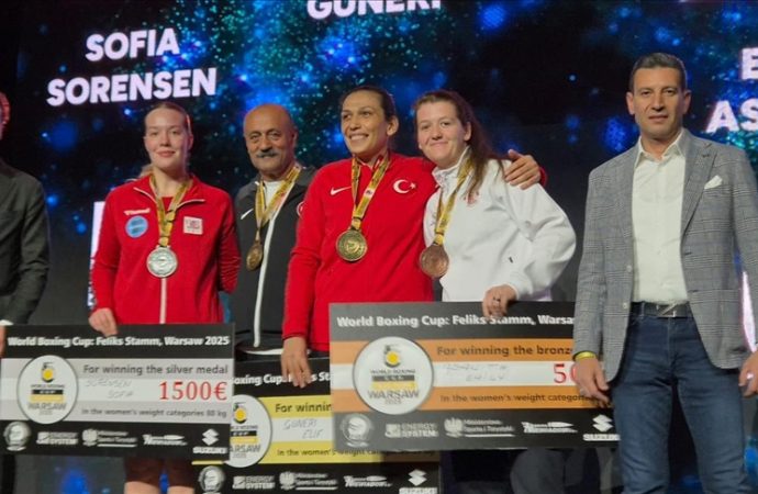 Milli boksörler, Polonya’da 2’si altın 9 madalya kazandı