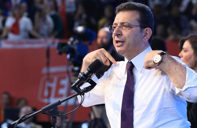 İmamoğlu: Televizyonlara çıkarıp utanmadan bize iftira atanların bir avuç rantçı olduğunu tescil etmiş oldunuz