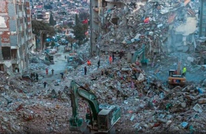 Korkutan deprem uyarısı: İtfaiye ilk üç gün İstanbul’a müdahale edemez