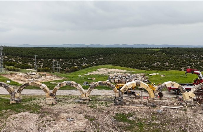 Blaundos Antik Kenti’nde sekiz su kemeri ayağa kaldırıldı
