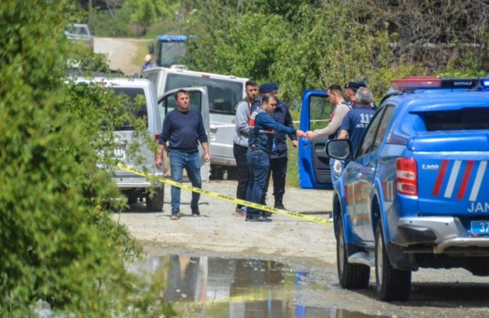 Köy meydanında infaz: İki ölü