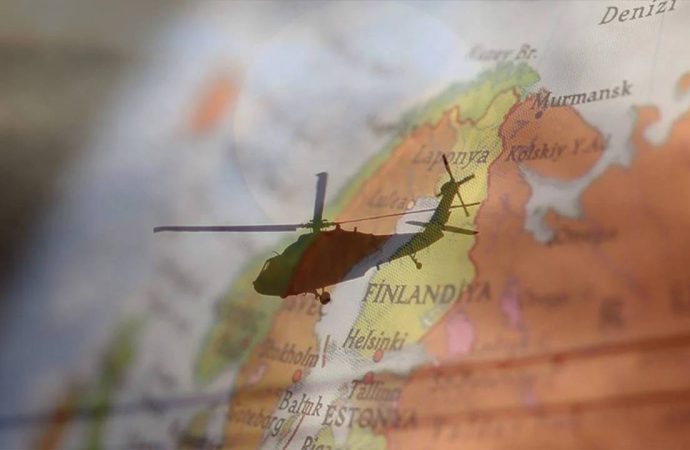 Finlandiya’da helikopterler havada çarpıştı: Beş ölü