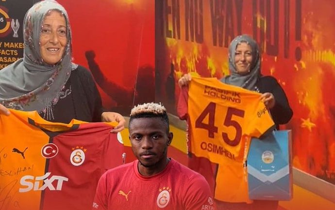 Osimhen’in bebeğini yaptı, formasını kaptı