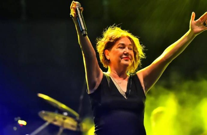 Nazan Öncel’den yeni sağlık açıklaması: Nur topu gibi iki stentimiz oldu