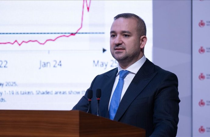 Karahan enflasyon tahminini değiştirmedi: 2025 sonunda yüzde 24
