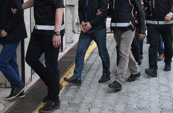 36 ilde FETÖ operasyonu: 56 muvazzaf asker gözaltında