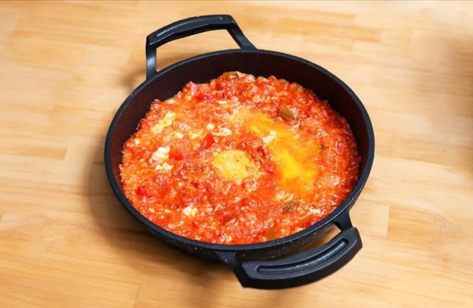 Artık sadece Menemen’in menemeni ‘menemen’… Ve soğanlı