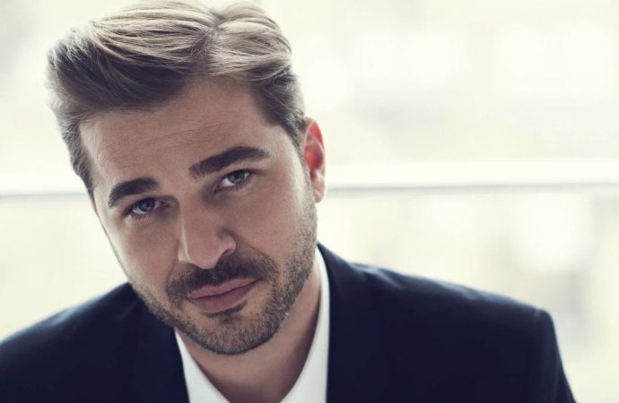 İddia: Engin Altan Düzyatan Dubai’ye taşınıyor, çocuklarını orada okutacak