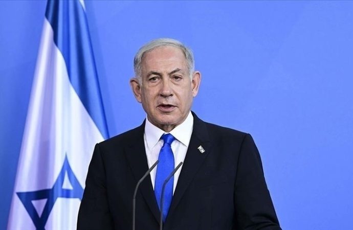 Netanyahu istihbaratın başına atadığı general için dayatıyor
