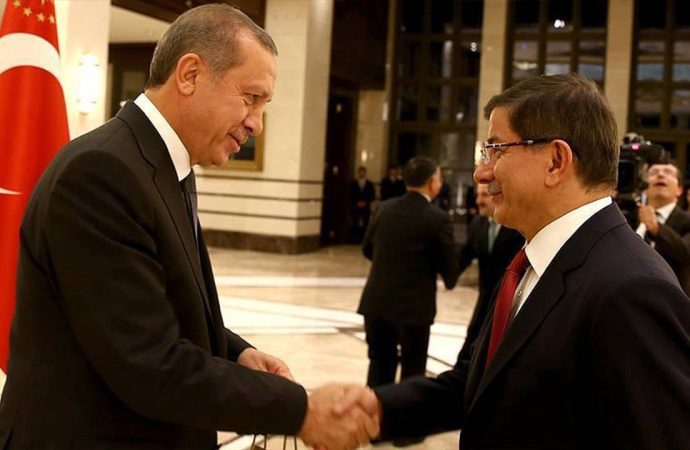 Ahmet Davutoğlu: Keşke AK Parti beni kaybetmeseydi