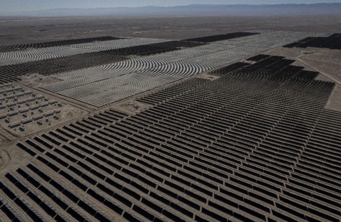 Şili’de dev güneş enerjisi santrali: 122 bin eve elektrik verecek
