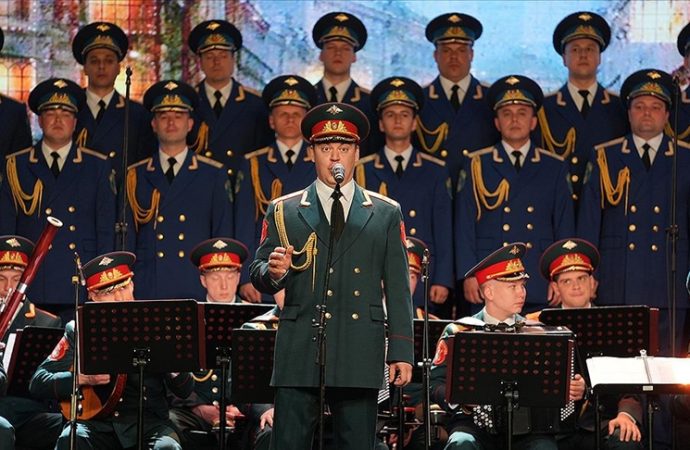Aleksandrov Rus Kızılordu Korosu üç ilde konser verecek
