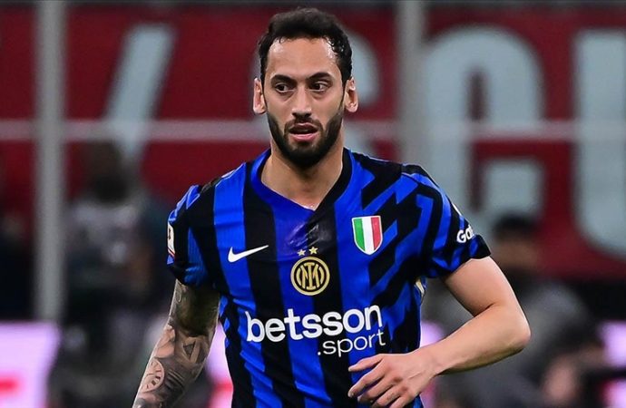 Hakan Çalhanoğlu ve Inzaghi Şampiyonlar Ligi kupasını çok istiyor