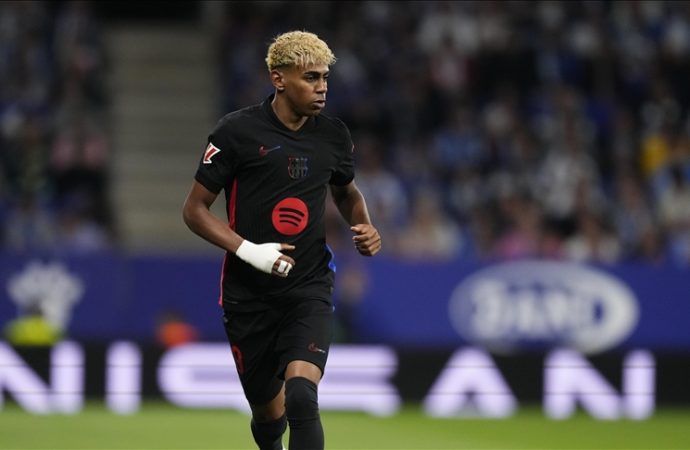 Lamine Yamal 2031’e kadar Barcelona’da