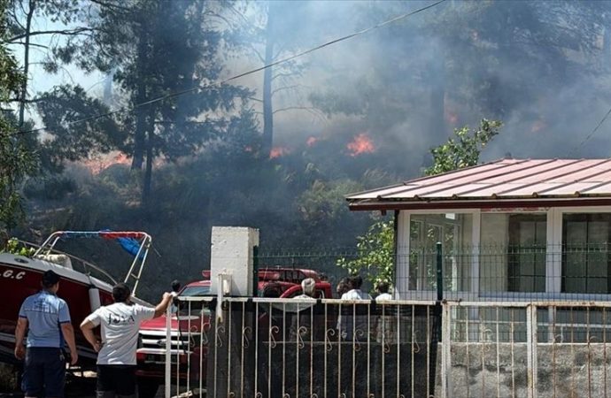 Marmaris’teki orman yangını kontrol altına alındı