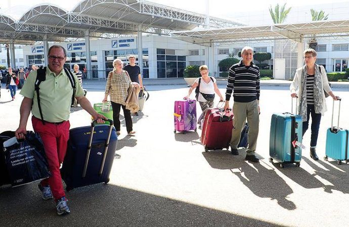 Ekonomist Hakan Kara: Türkiye turistlere de da pahalı geliyor