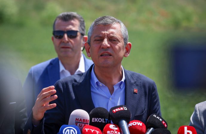 Özgür Özel: Bu çatışmayı bitirin, işimize gücümüze bakalım