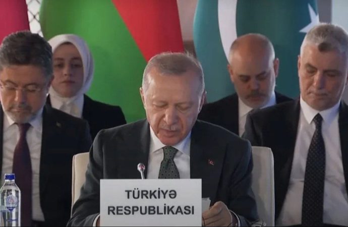 Erdoğan’ın duraksaması dikkat çekti: Yorgunluk mu…