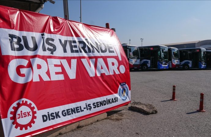 İzmir’de Büyükşehir Belediyesi’nde grev var