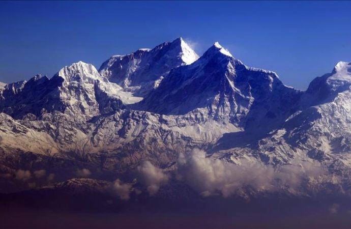Bu Lübnanlı kadın dağcı Deryan’ın hikayesi: Güney Kutbu’na gitti, Everest’e çıktı, yeni hedefi Kuzey Kutbu