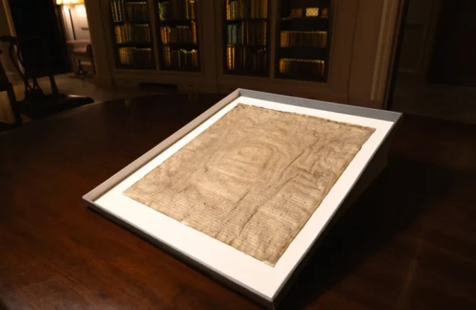 Harvard’ın kütüphanesinde bir hazine bulundu: Orijinal Magna Carta