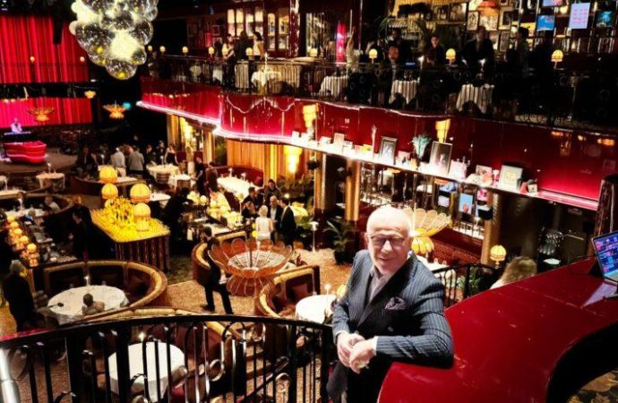 Geçen cuma İstanbul’un ilk ‘Filtresiz ruh gece kulübünde’ gördüklerim